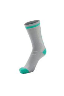 Hummel hmlACTION Indoor Socken kurz alloy/green